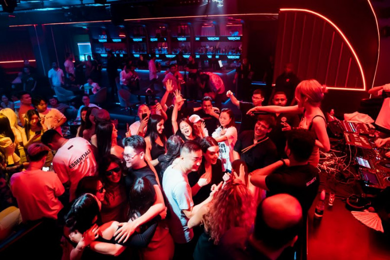 Shanghai Nights Ladies Night, The H Dubai
