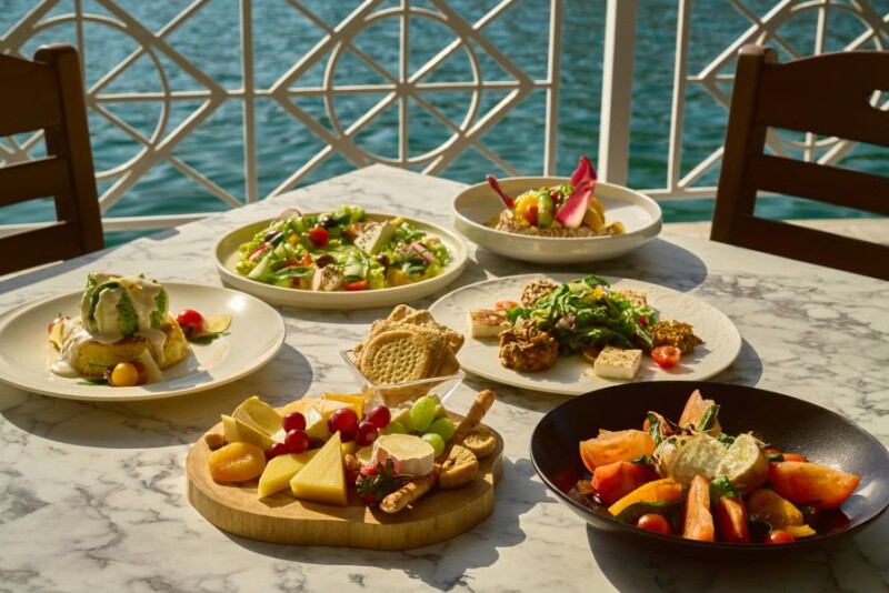 Family Brunch with Pool Access at Lakehouse Bistro
